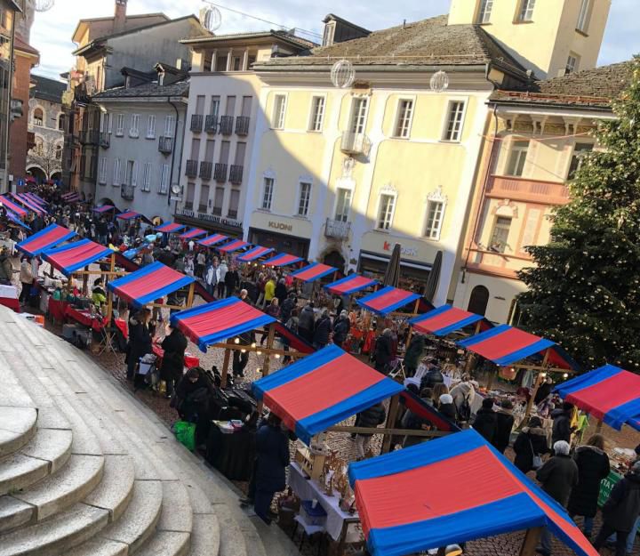 La Signora degli Anelli a “Belli in Fiera” – Mercato d’Estate a Bellinzona